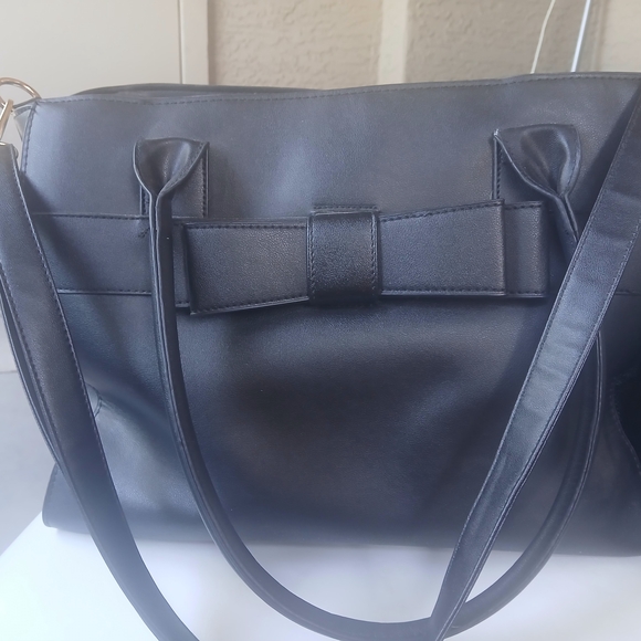 Handbags - Elegant Black Bow Tote Bag